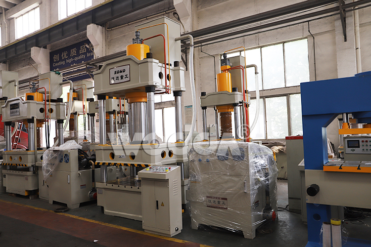 三梁四柱液壓(ya)機