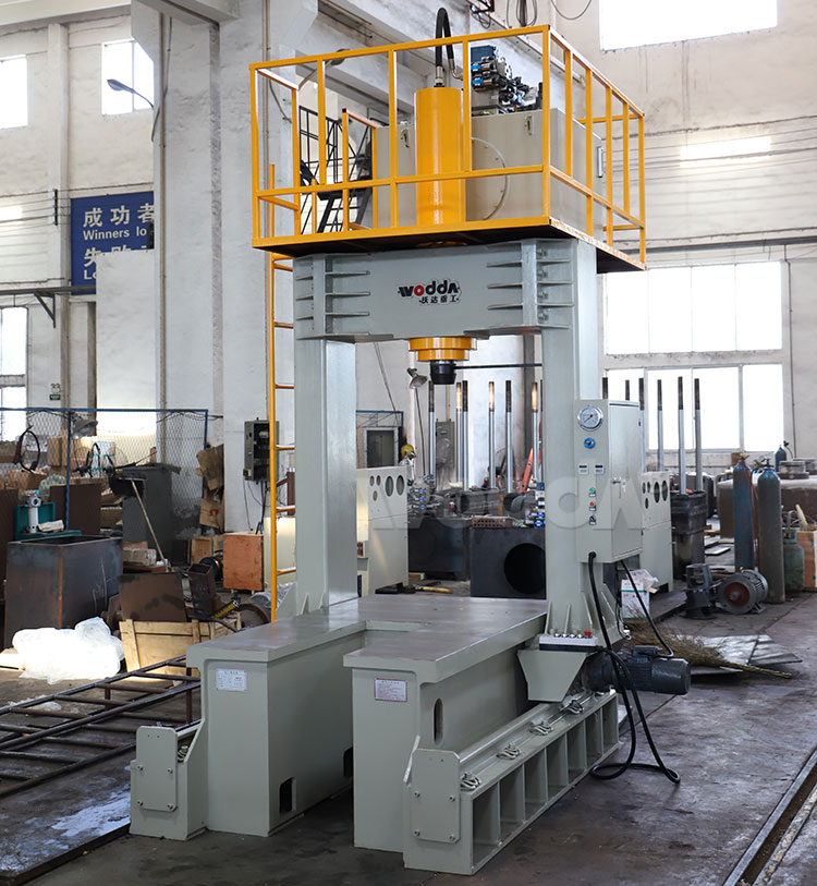 小(xiao)型龍門液(yè)壓機