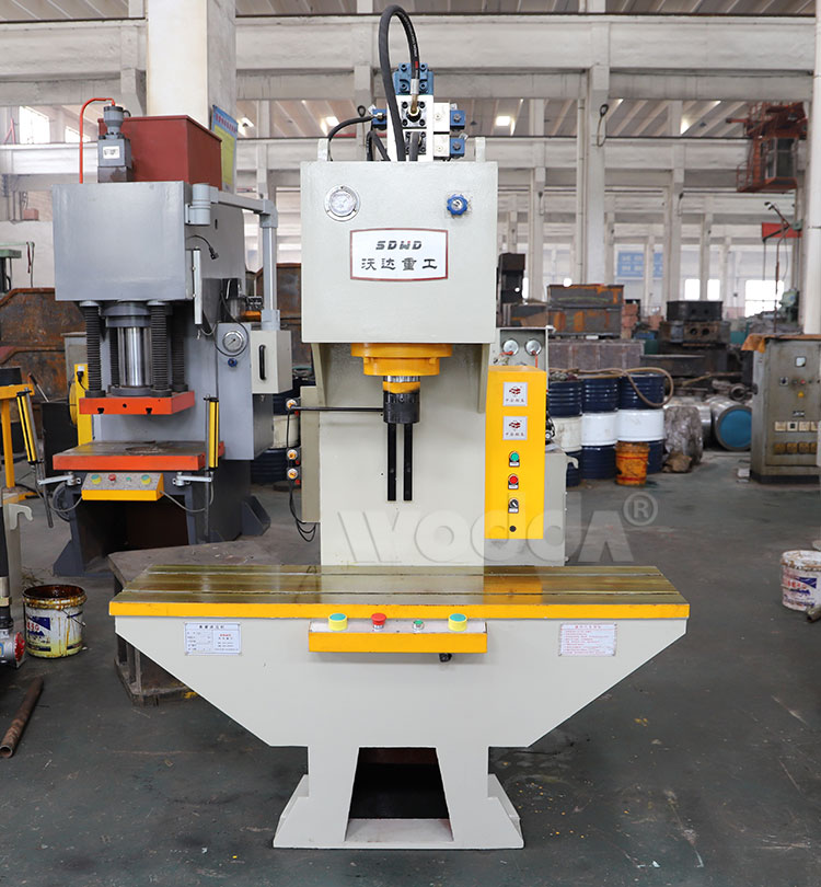 100噸液(yè)壓機