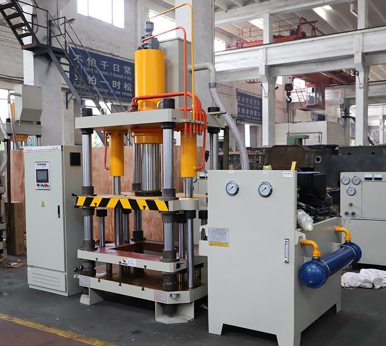 電磁(ci)爐隔熱圈液壓機(ji)