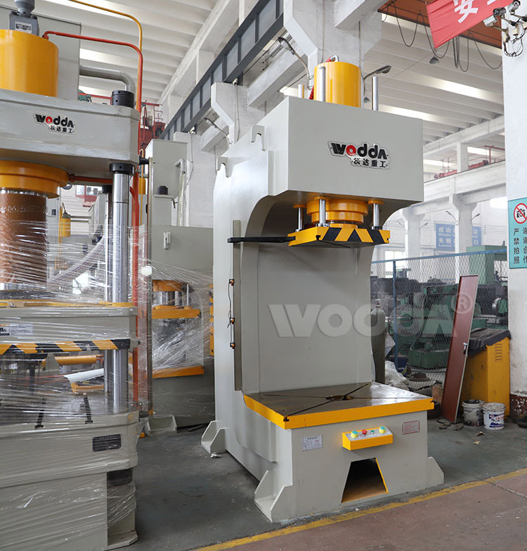 單(dān)臂導軌(gui)液壓機(ji)