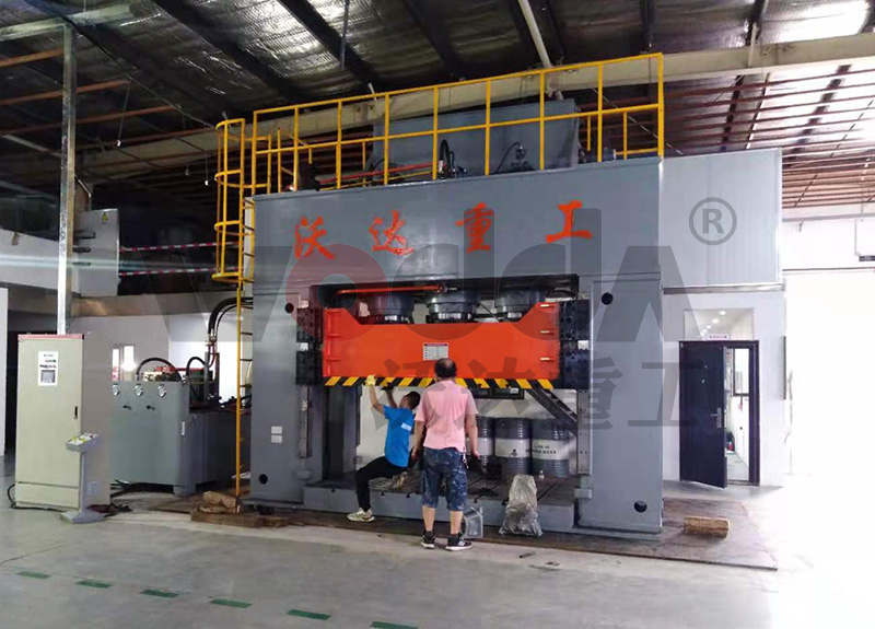 1000框架式(shì)拉伸液壓機