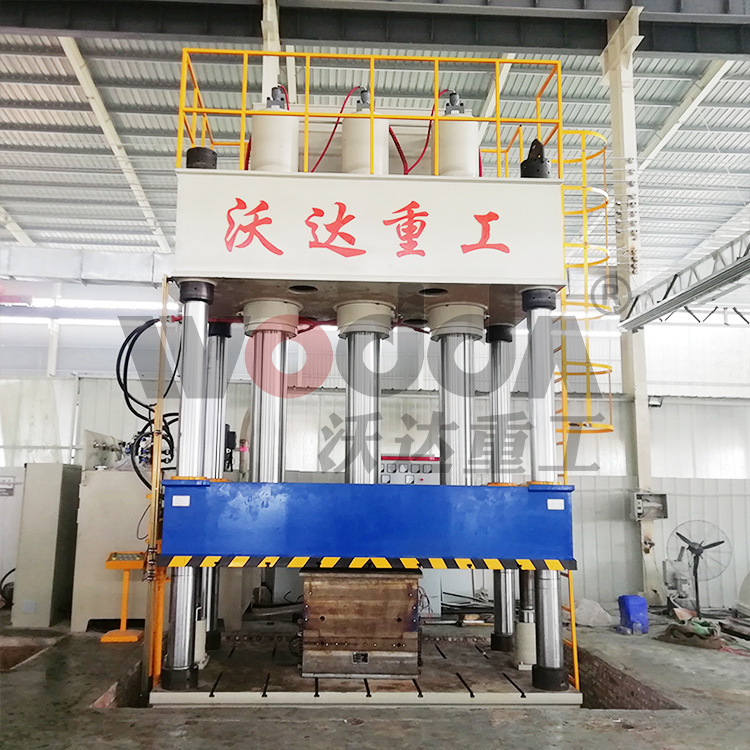 玻璃鋼淨(jing)水槽成型(xing)液壓機