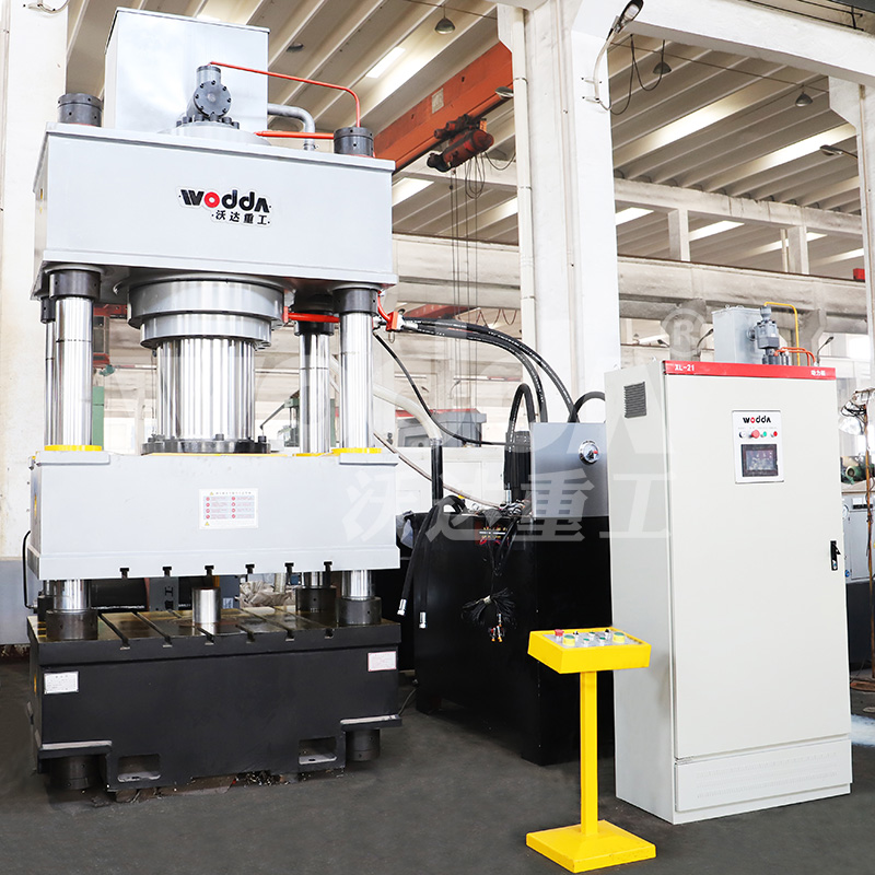 630T四柱液(ye)壓機價格