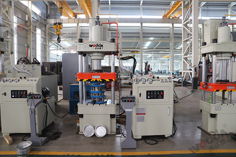 100噸電機端蓋拉(lā)伸液壓機_100T四柱(zhù)拉伸液壓機