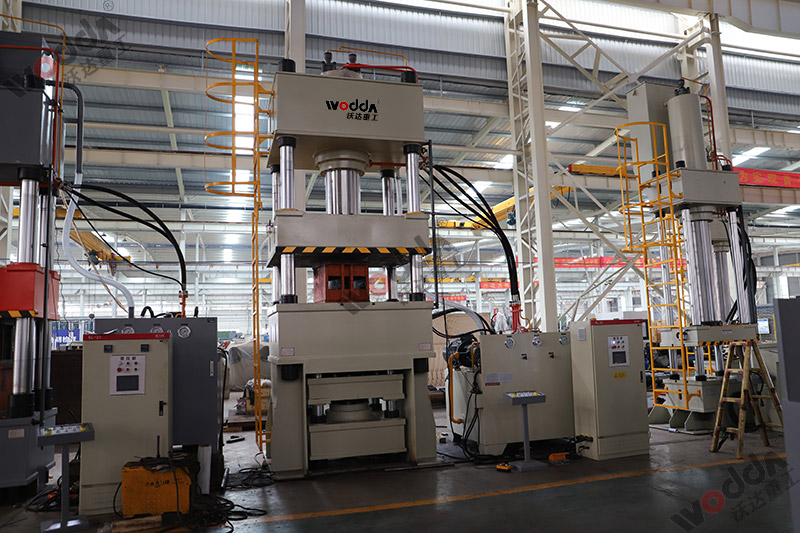 500噸拉伸液(ye)壓機