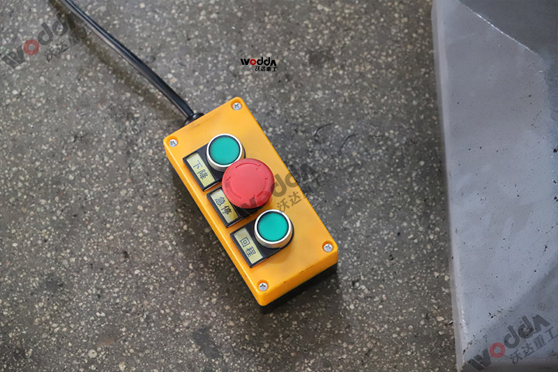 500噸拉伸液(yè)壓機急停控制按(an)鈕