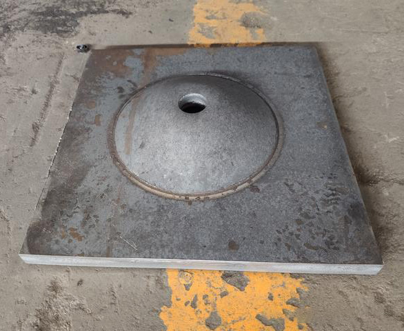 礦(kuàng)用錨杆托盤(pan)成品