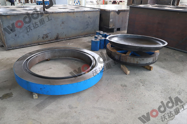 封頭模具及(jí)産品