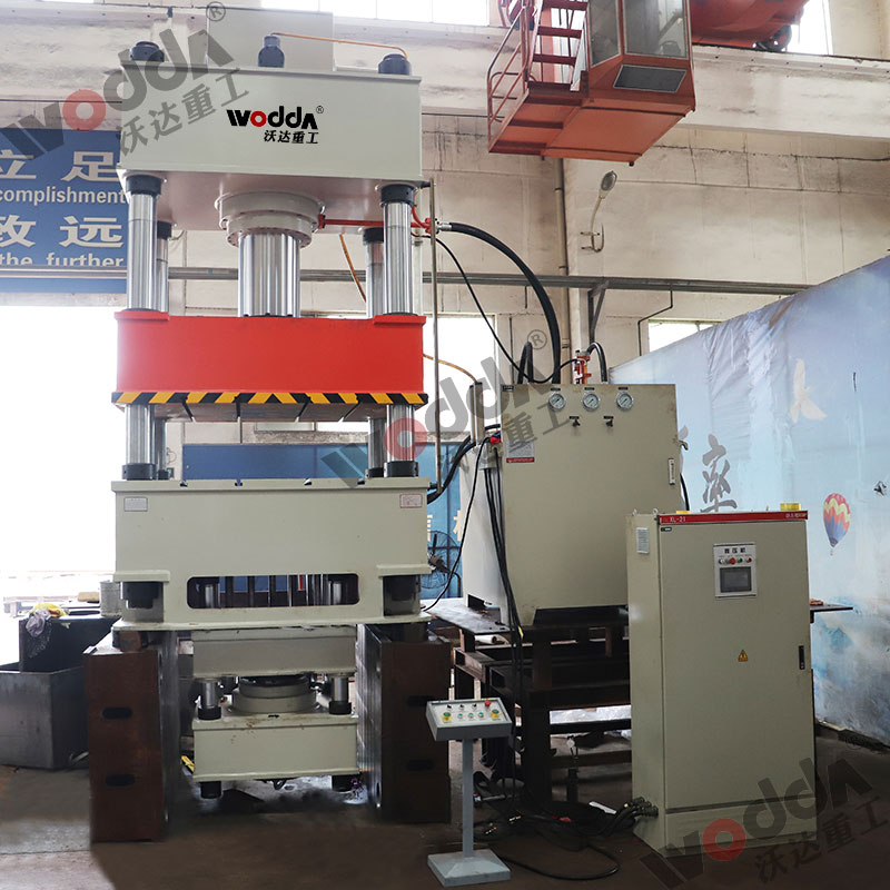 630噸(dūn)不鏽鋼(gāng)拉伸液(yè)壓機