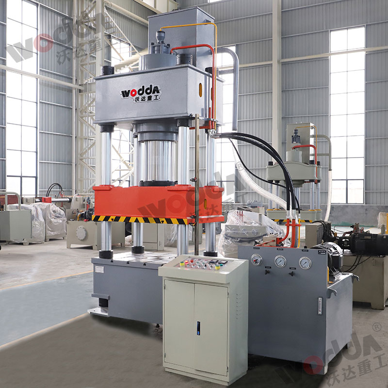 400噸金屬(shu)成型油壓(yā)機_四柱拉(lā)伸液壓機(ji)