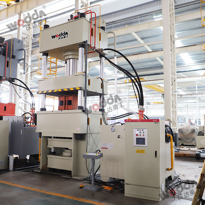 500噸拉(la)伸液壓(ya)機