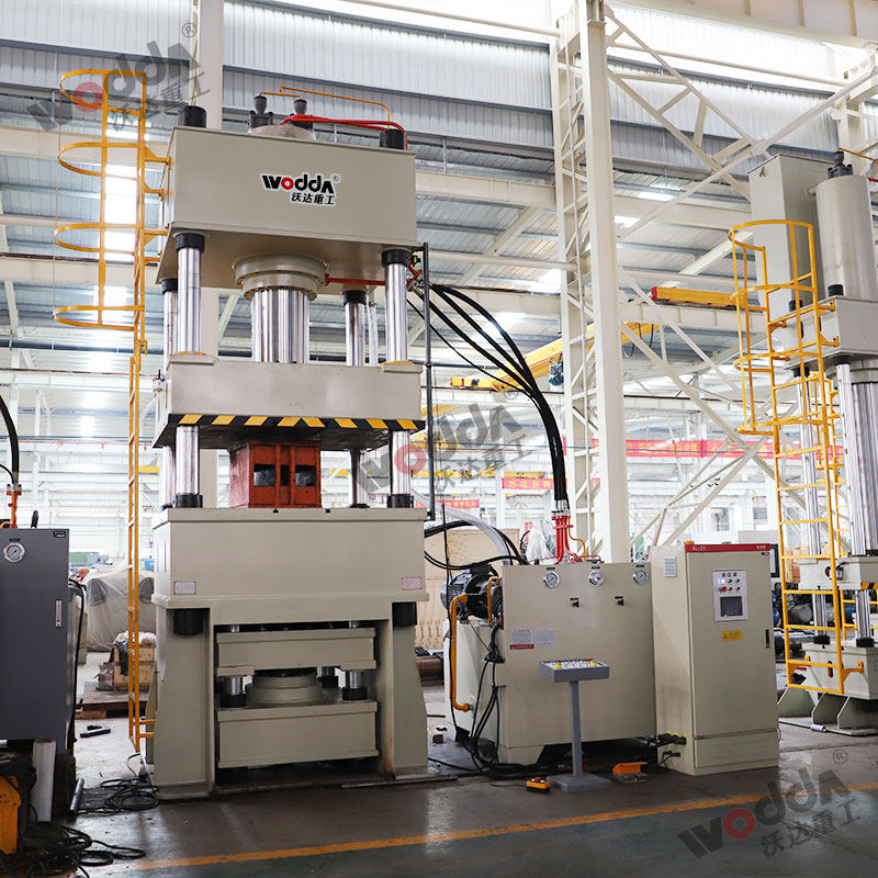 500噸拉伸(shen)機