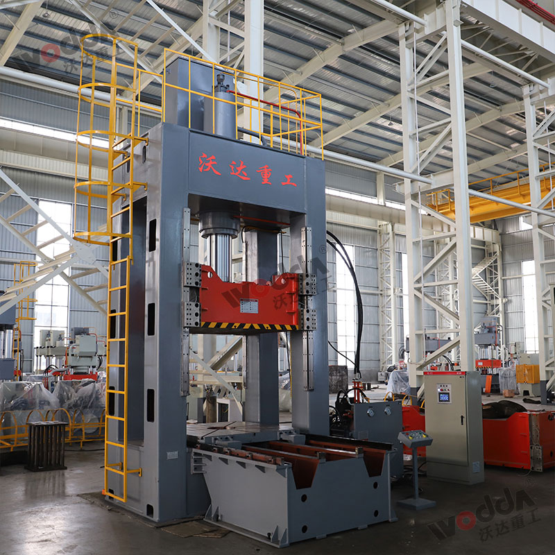 315噸框(kuàng)架式液壓機