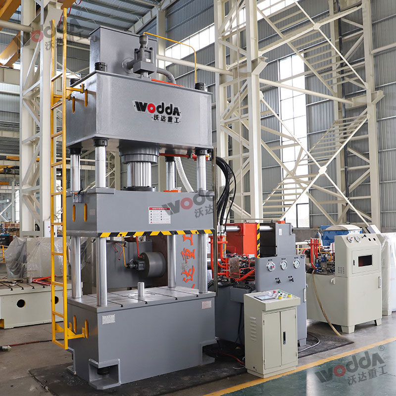 金屬(shǔ)冷擠壓液壓機