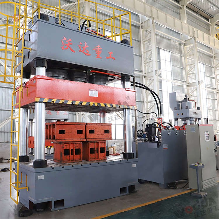 四柱式薄(báo)闆拉伸液壓(ya)機