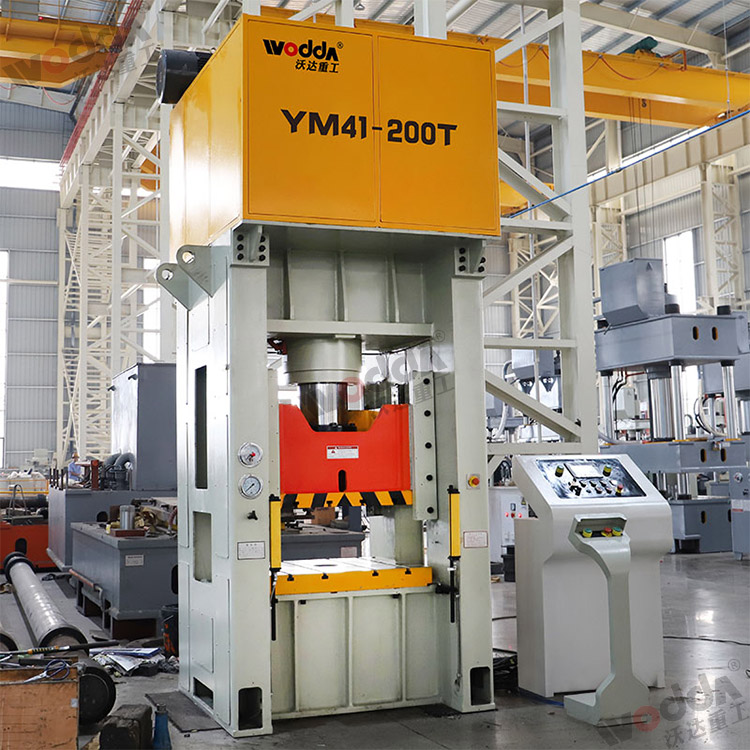 200噸(dūn)框架液(ye)壓機（物(wù)聯網）