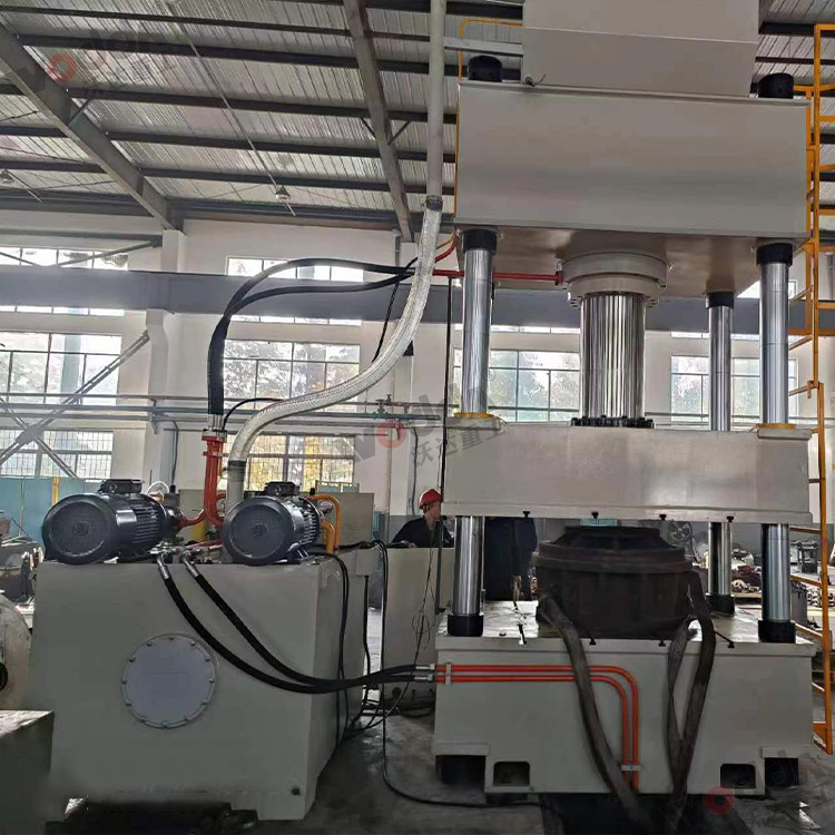 315噸汽車配(pèi)件拉伸液(yè)壓機（圖2）