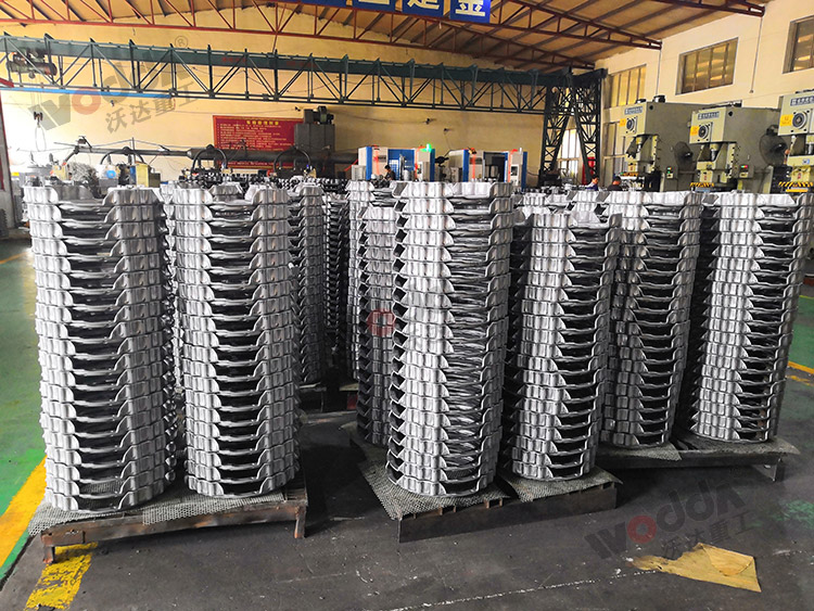 汽車(chē)離合器外殼(ké)成品