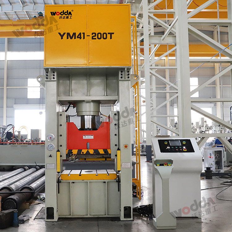 200噸框(kuàng)架式液壓(yā)機(圖2).jpg 200噸框(kuang)架式液壓(ya)機(圖2).jpg