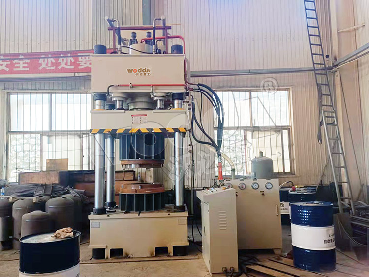 315噸封頭(tou)拉伸液壓機(ji)