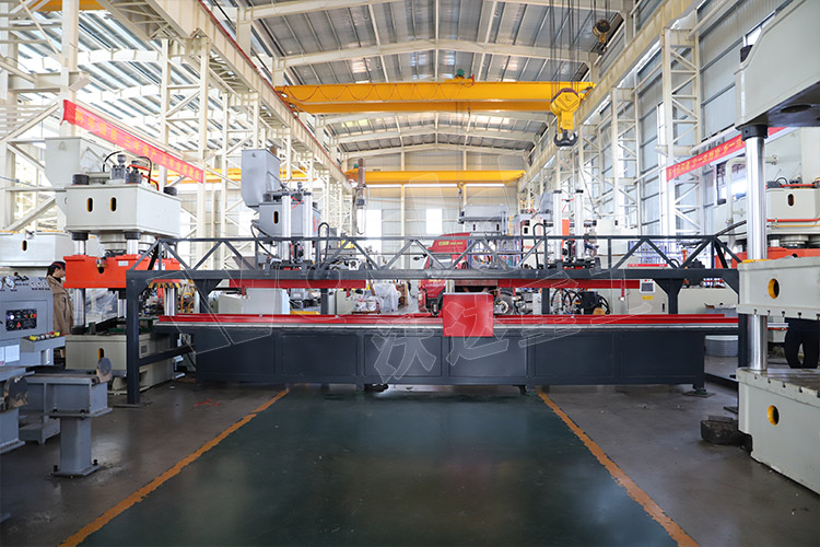 500噸錨(máo)杆托盤(pán)生産線(xian)