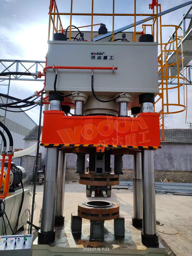 800噸封頭拉伸液(yè)壓機