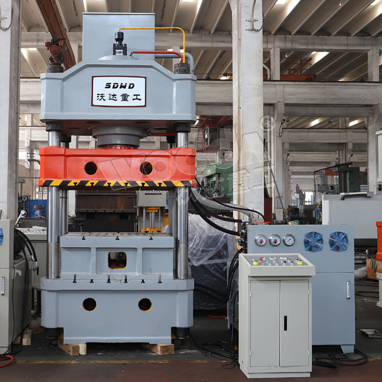 蛋糕托(tuo)盤拉伸液(ye)壓機