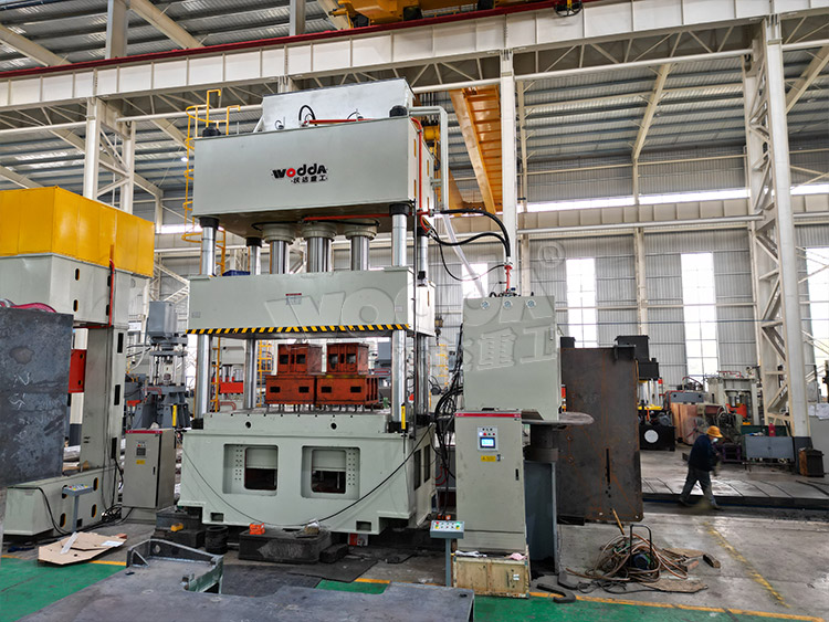 1000噸拉(lā)伸機