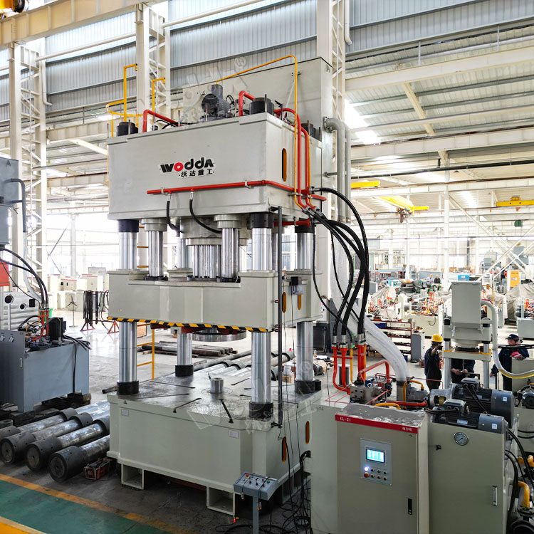 封頭(tou)液壓機(jī)