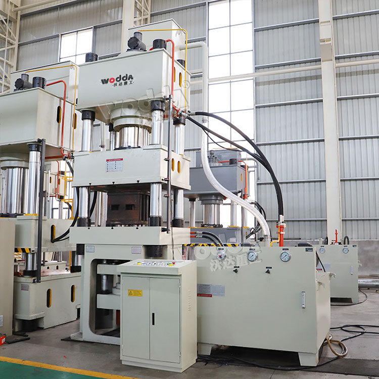 500噸(dun)四柱拉伸液(ye)壓機