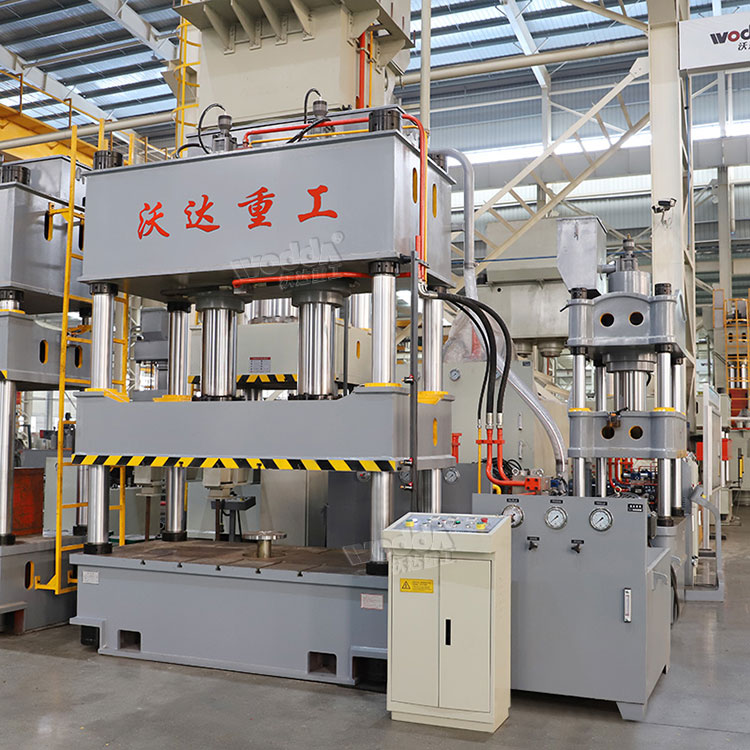 315噸四柱(zhù)拉伸液壓機帶(dai)下頂缸