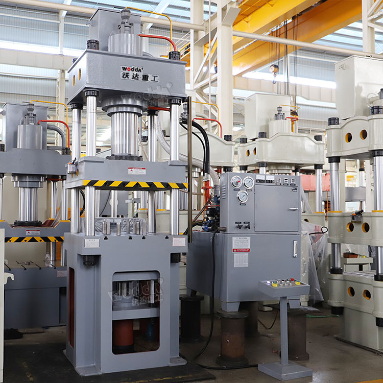 200噸(dun)四柱拉伸液壓機(jī)