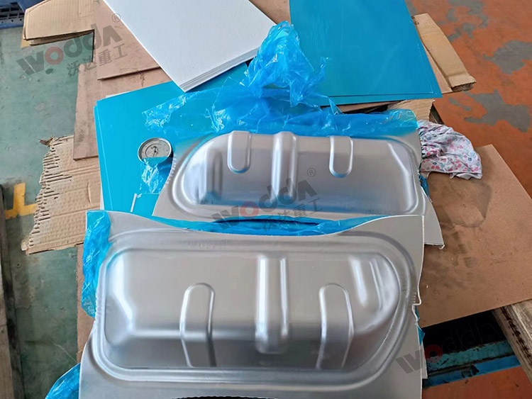 汽車排(pái)氣管散熱罩