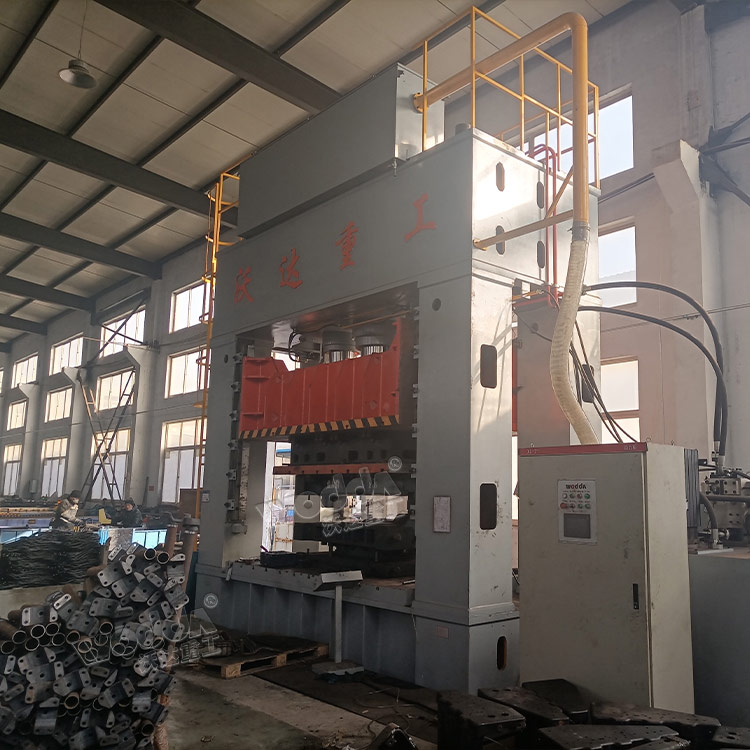 1000噸框架(jià)式液壓(yā)機