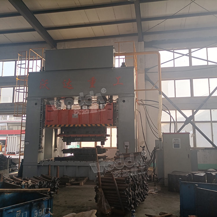 1000噸框架(jià)式汽車配件拉(lā)伸液壓機