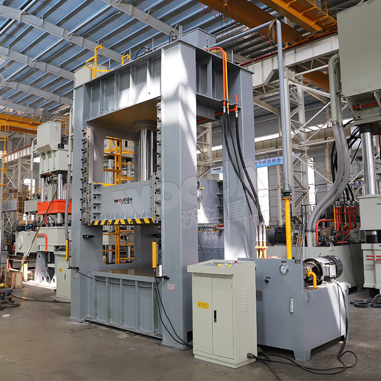 框架式(shi)汽車钣金(jin)件液壓機(ji)