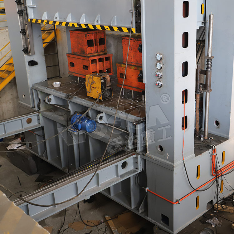 630噸(dun)框架式(shi)液壓機(jī)