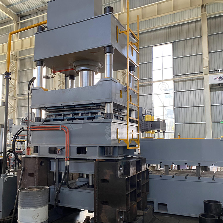 400噸拉伸液(yè)壓機