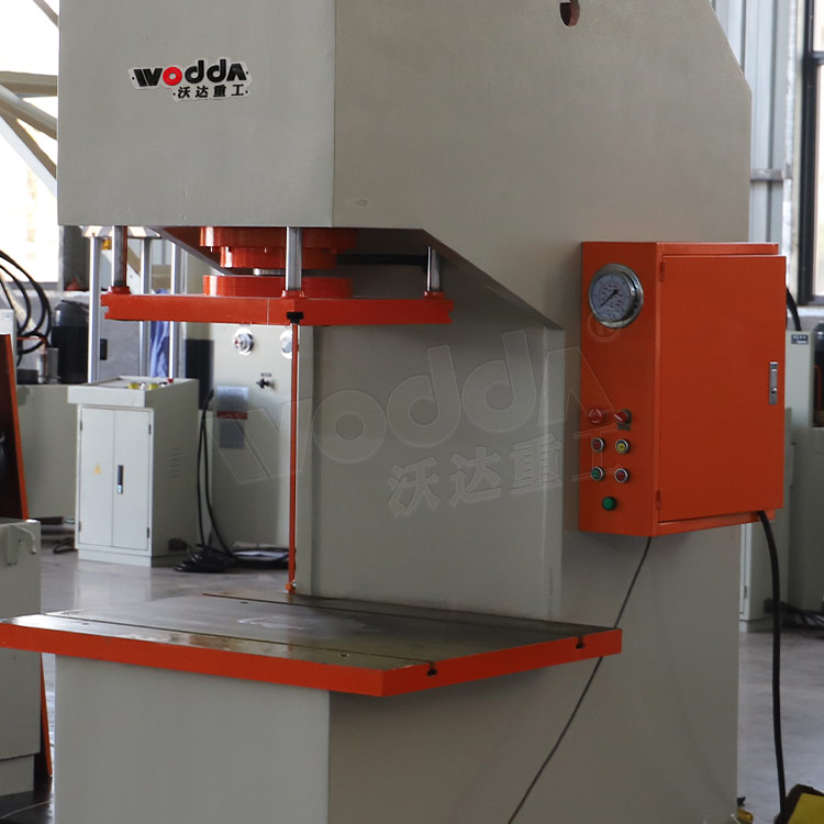 63噸單柱液(yè)壓機工作台(tái)