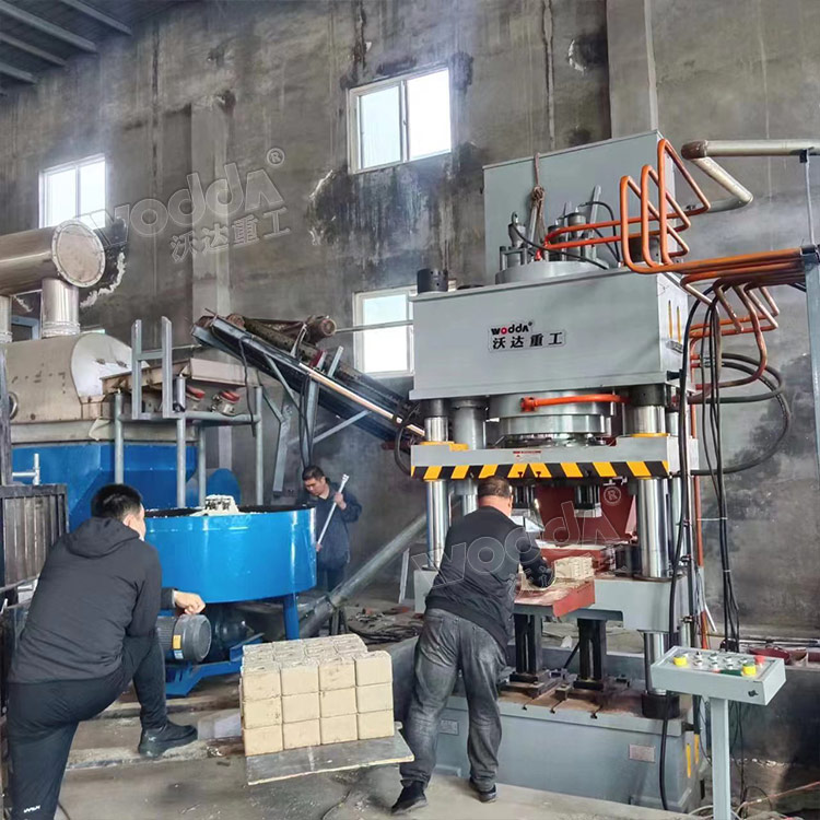 630噸鹽磚(zhuan)機