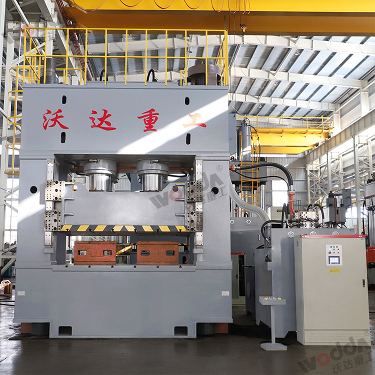 2000噸金(jīn)屬成型液(yè)壓機