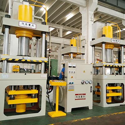 315噸不鏽鋼(gāng)鍋碗瓢盆拉(la)伸液壓機_315T四(si)柱液壓機