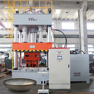 630噸封頭拉伸(shēn)液壓機_封頭(tou)成型油壓機(ji)