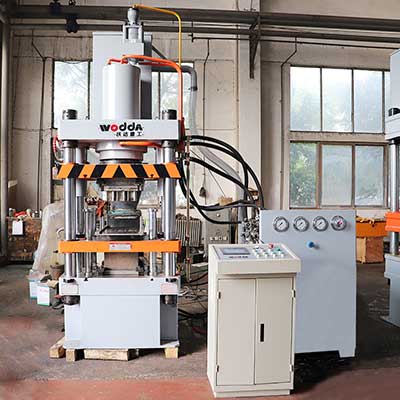 粉(fen)末成型液壓(yā)機_四梁四柱(zhu)液壓機價格(gé)