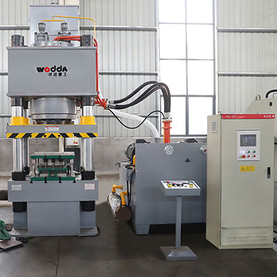 礦用錨杆托盤(pán)生産線_500噸錨杆(gǎn)托盤液壓機