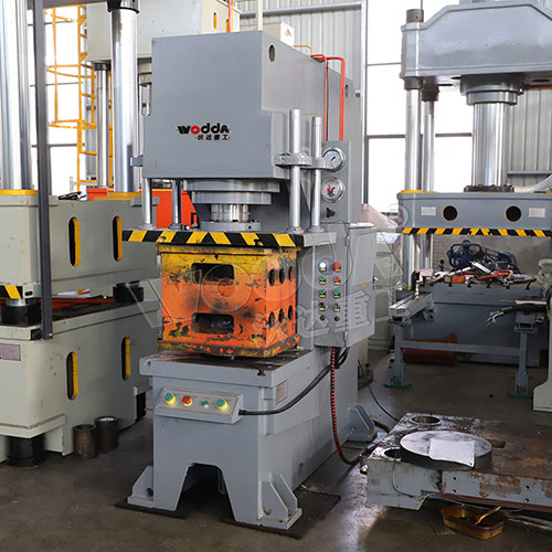 20噸單臂(bì)液壓機(jī)