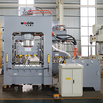 315噸(dun)框架式液壓機(ji)_框架液壓機